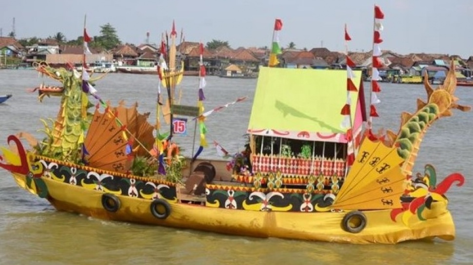 Ingin Ramaikan Lomba Perahu Bidar Dan Perahu Hias Di Sungai Musi Ini