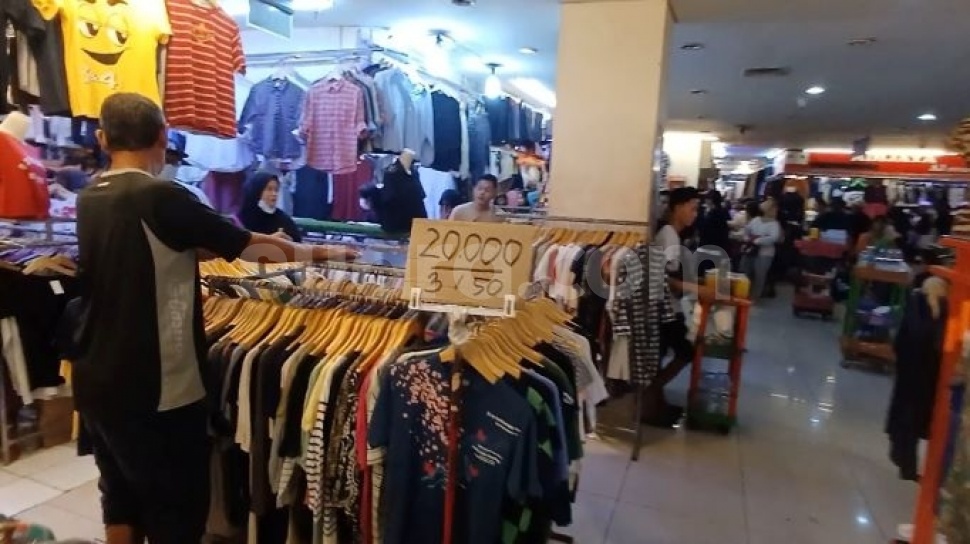 Disebut Mall High-End, Segini Harga Tas Branded yang Dipakai