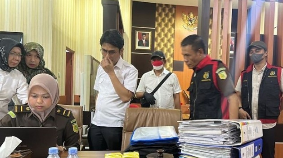 Penyidik Kejati Sulsel Geledah Kantor Bpn Sulsel Kasus Dugaan Mafia