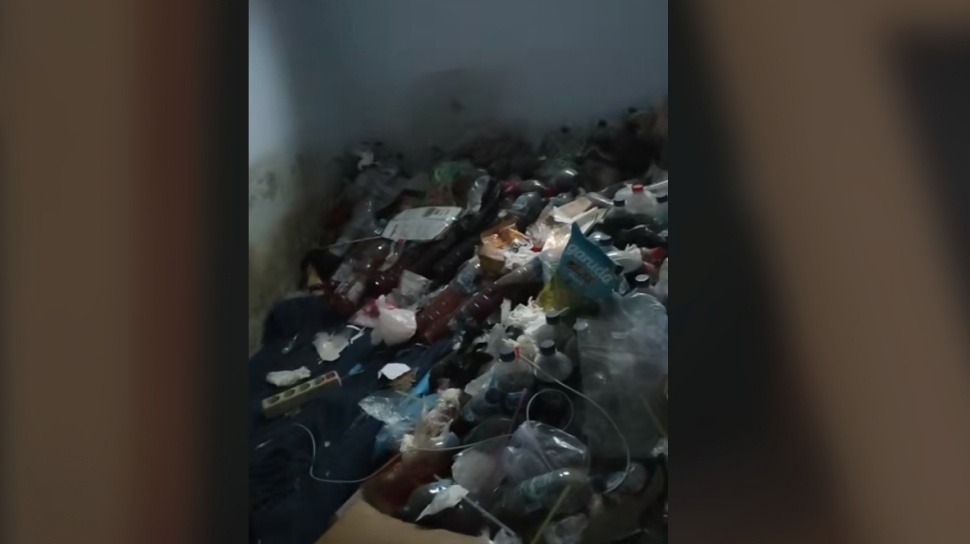 Kondisi Kamar Kos Penuh Tumpukkan Sampah Viral Disebu