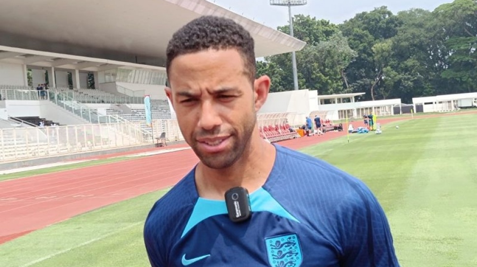 Pelatih Timnas Inggris U-17 Terkesan dengan Atmosfer Pendukung di JIS