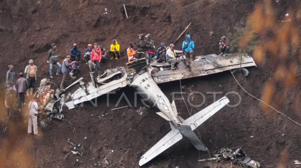 Tim Investigasi Fokus Cari FDR Pesawat Super Tucano Jatuh di Pasuruan