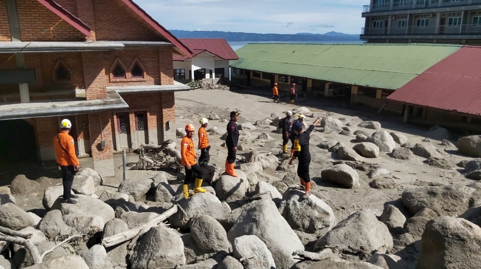 200 Warga Mengungsi Akibat Banjir Bandang Longsor Di Humbahas 10 Orang