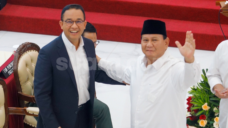 Prabowo Subianto Sebut Senyum Anies Baswedan Berat Saat Pidato