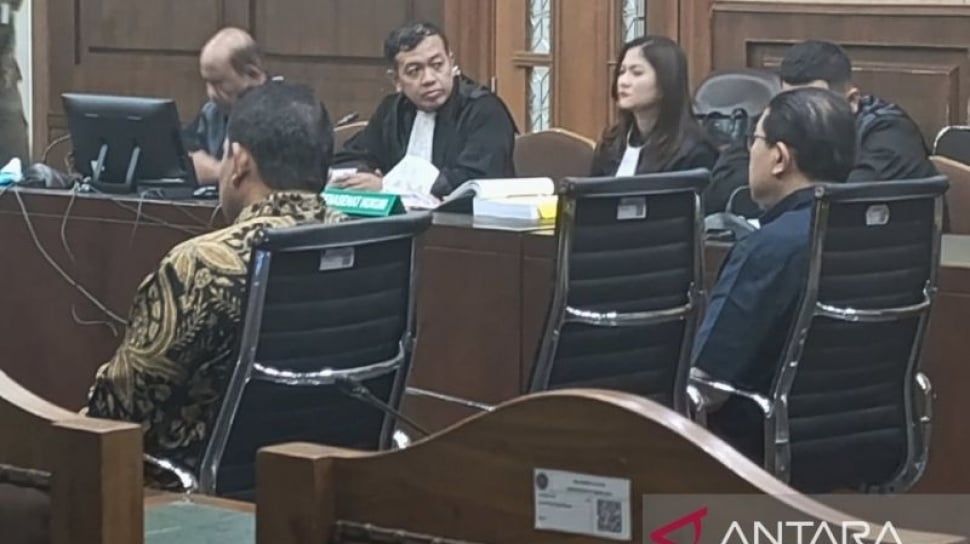 Dihukum 2,5 Tahun Bui, Sadikin Rusli Orang Kepercayaan Divonis Lebih ...