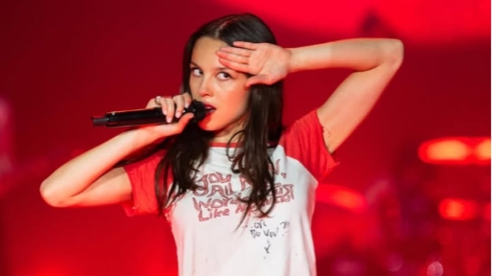 Olivia Rodrigo Kenang Patah Hati di Masa Lalu Lewat Lirik Drivers Licence