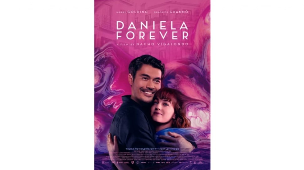 Review Film Daniela Forever: Perihal Mimpi Lucid yang Jadi Penjara Kenangan