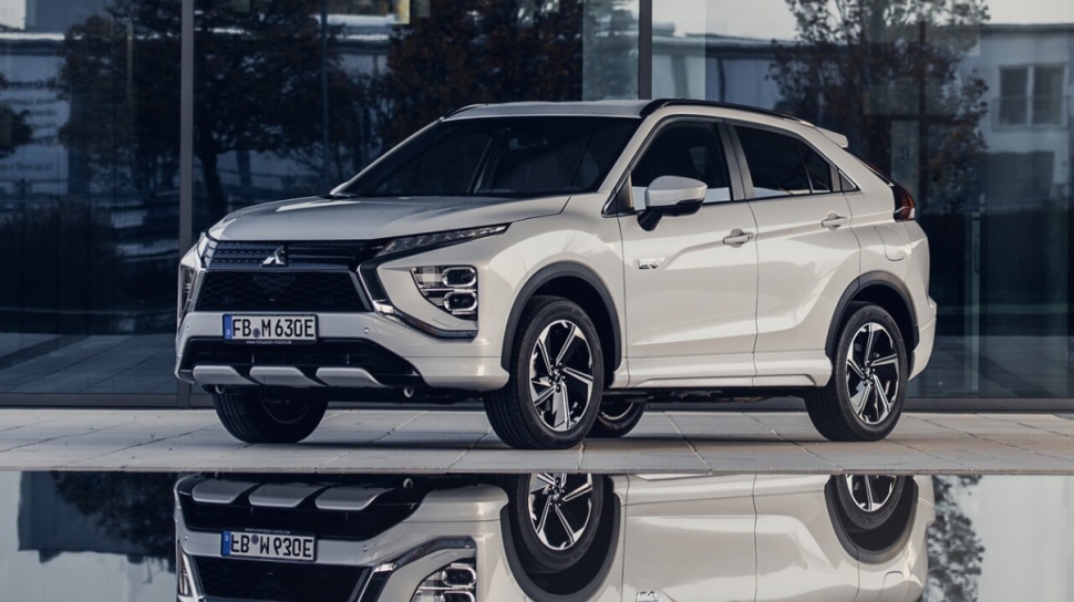 Mitsubishi Eclipse Cross. (Drive Place)