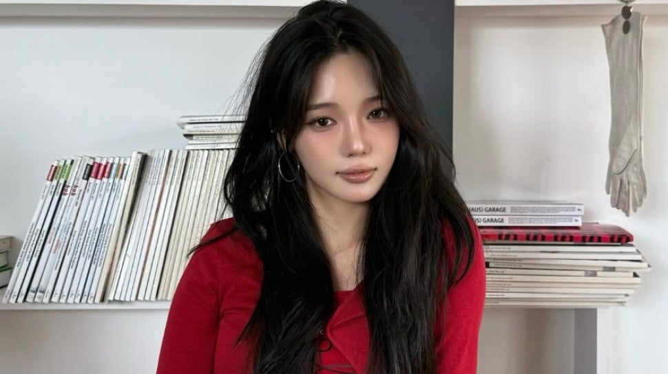 4 Gaya Girly Street Style ala Roh Jisun Buat Inspirasi Daily Outfit-mu!