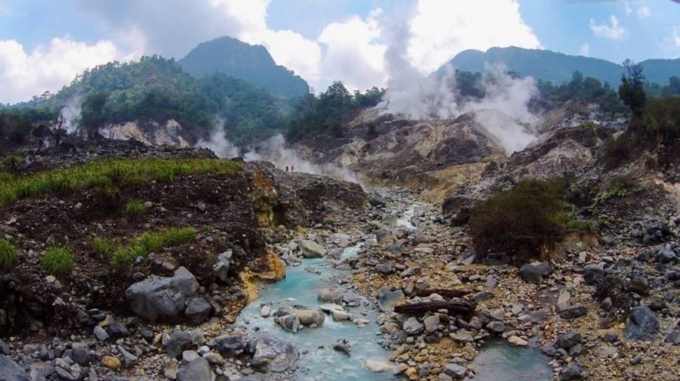 Panduan Wisata Kawah Ratu Bogor 2025: Daya Tarik, Rute, Fasilitas, dan Tiket Masuk