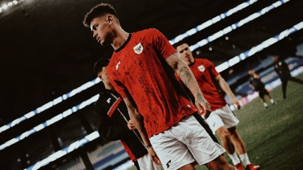 Mees Hilgers Dikabarkan Gabung Crystal Palace, Tertahan Aturan Ketat Liga?