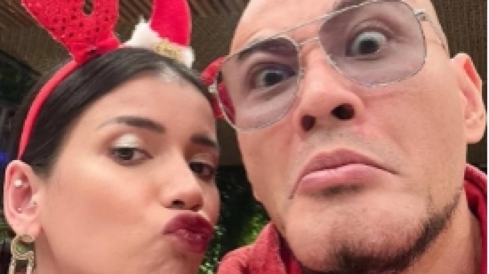 16 Tahun Beda Usia,hingga Kini Diisukan Retak: Lika-liku Cinta Deddy Corbuzier & Sabrina