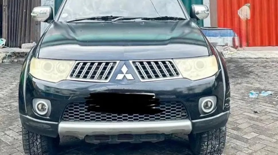 Mitsubishi Pajero Sport Exceed (2012–2014). (OLX)