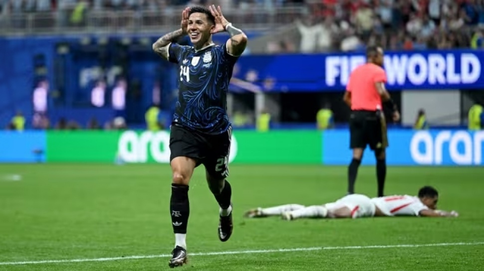Penyakit Mematikan Argentina: Mengapa Inggris dan Lawan Runtuh di Menit Akhir?