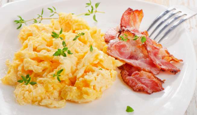 Ilustrasi scramble eggs. (Sumber: Shutterstock)