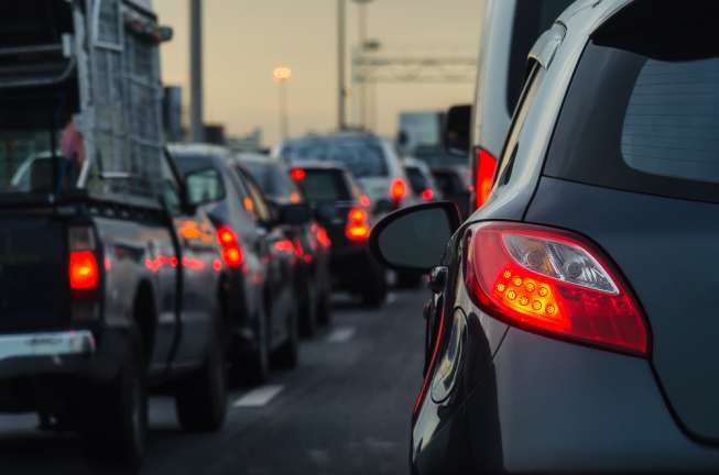 Ilustrasi kemacetan lalu lintas. (Sumber: Shutterstock)
