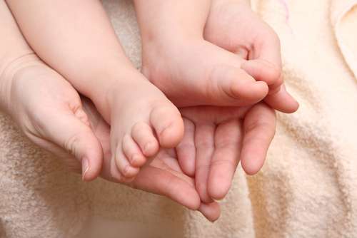 Ilustrasi bayi dan aborsi (Shutterstock).