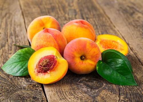 Ilustrasi buah persik. (Shutterstock)