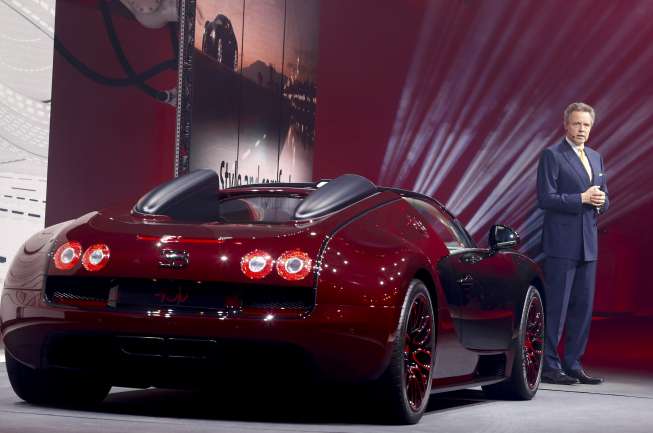 1366x768 2015 Bugatti Veyron Grand Sport Vitesse La Finale Photos
 High Resolution for Notebook and Smartphone