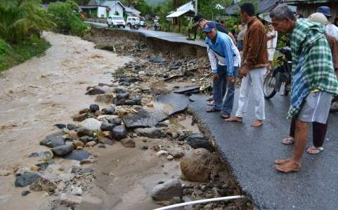 Banjir Bandang di Solok Selatan Sumatera Barat