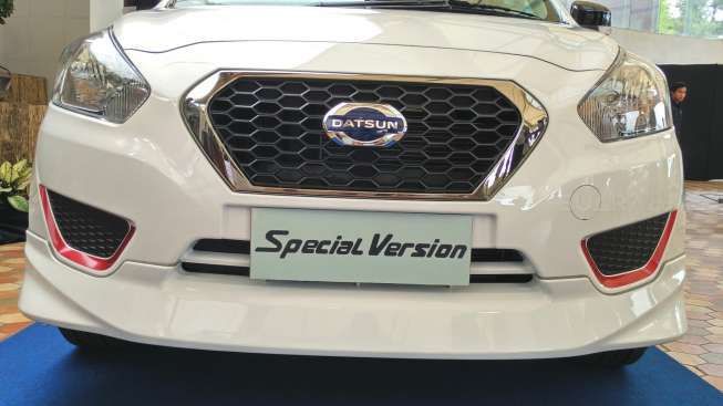 Grille depan Datsun Go Panca edisi spesial awal 2017. [Suara.com/Insan Akbar Krisnamusi]