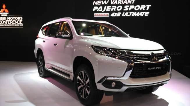 All-New Mitsubishi Pajero Sport di IIMS 2017. [Suara.com/Insan Akbar Krisnamusi]