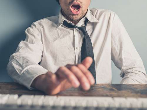 Ilustrasi lelaki sedang masturbasi di kantor. (Shutterstock)