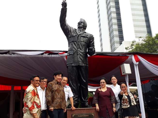 Diskusi Sejarah, Megawati Kenang Pelemparan Granat pada ...