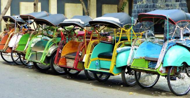 Ilustrasi becak. (Sumber: Shutterstock)