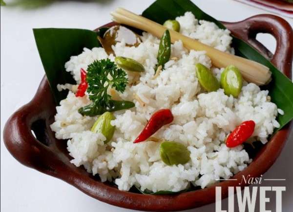 Nasi Liwet Rice Cooker (Instagram Food Blogger Sukmawati Rs)