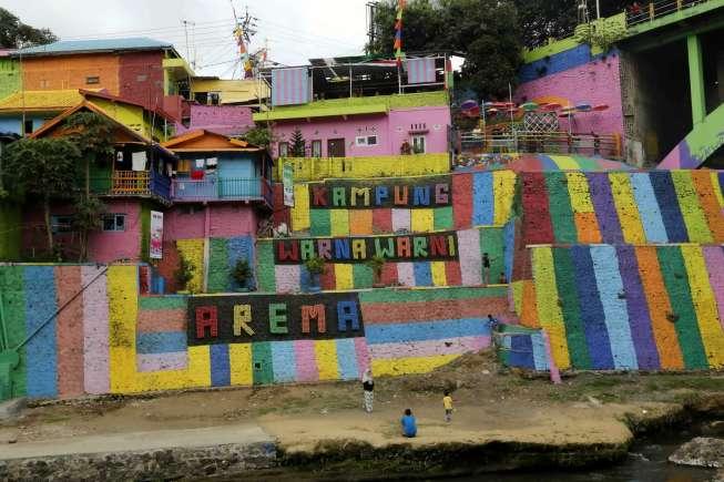 Kampung Tridi dan Kampung Warna-Warni di kota Malang, Jawa Timur. [Suara.com/Firsta Nodia]