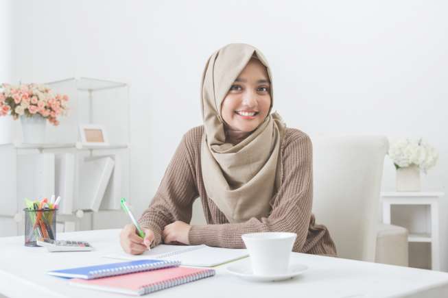 Ilustrasi perempuan berhijab. [Shutterstock]