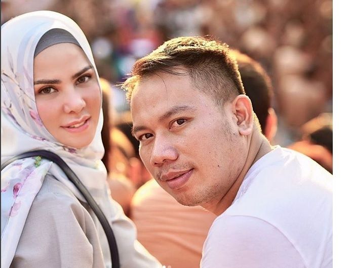 Vicky Prasetyo dan Angel Lelga berlibur di Bali (Instagram)