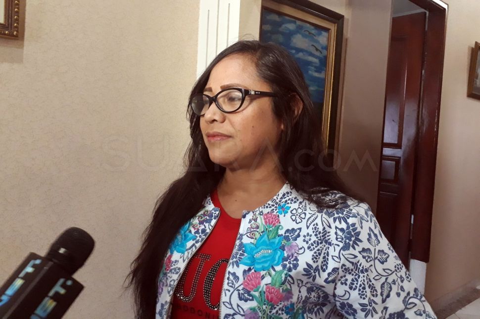 Josefina Agatha Syukur, kuasa hukum Basuki Tjahaja Purnama (Ahok), ditemui di Kantor Law Firm Fifi Lety Indra & Partners di Jalan Bendungan Hilir IV, Nomor 15, Jakarta Selatan, Senin (8/1/2018). [Suara.com/Nikolaus Tolen]