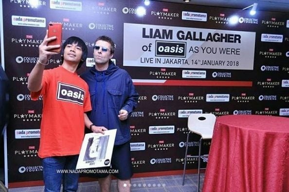 Ryan d'Masiv foto bareng Liam Gallagher [Instagram/nada_promotama]