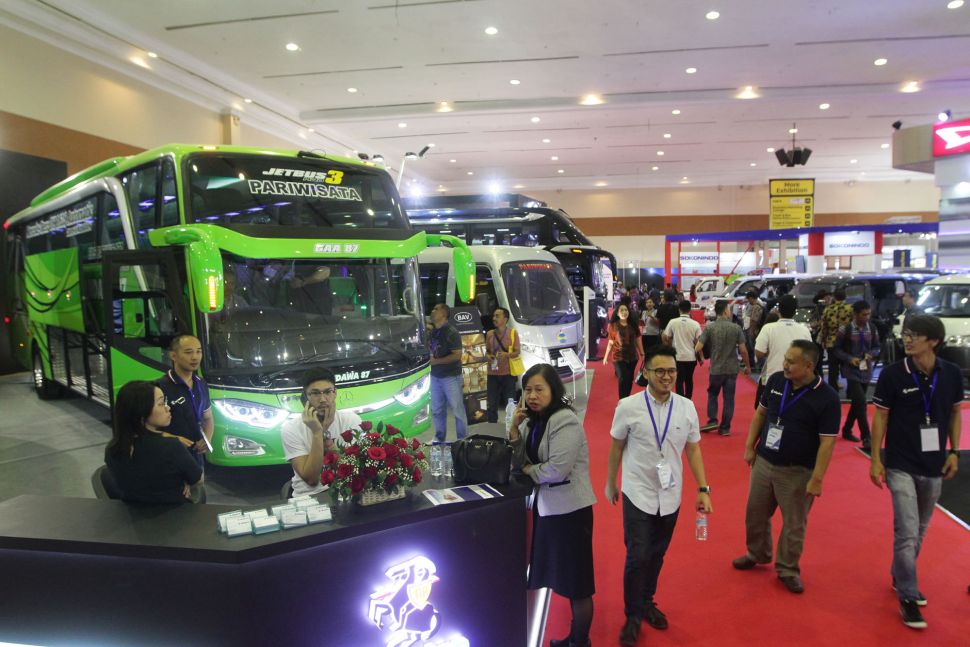 Pameran otomotif khusus kendaraan komersial Gaikindo Indonesia International Commercial Vehicle Expo (GIICOMVEC) 2018 resmi dibuka di Jakarta Convention Center (JCC), Senayan, Jakarta, Kamis (1/3).