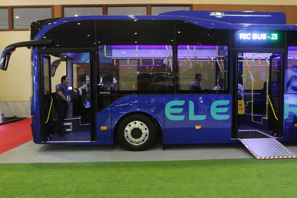 Bus Listrik MAB di GIICOMVEC 2018 Bus Listrik MAB di GIICOMVEC 2018