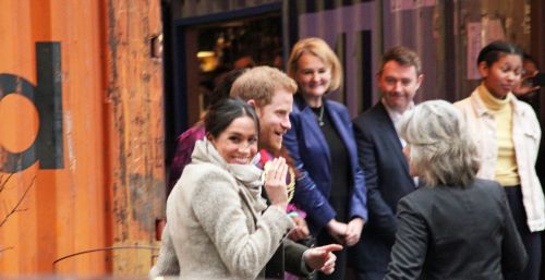 Meghan Markle bersama Pangeran Harry. (Shutterstock)