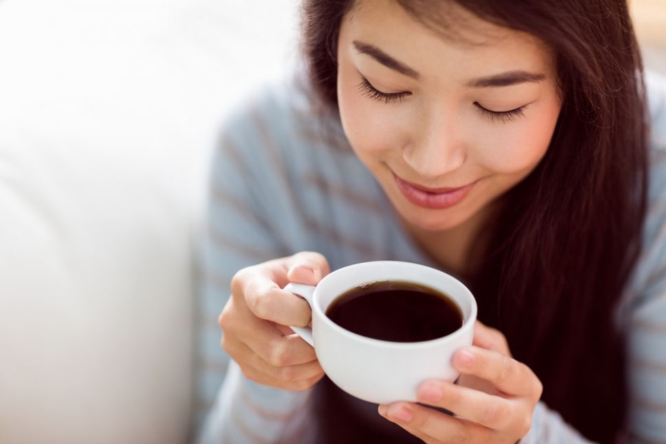 Ternyata minum kopi tiap pagi bisa turunkan berat badan (shutterstock)