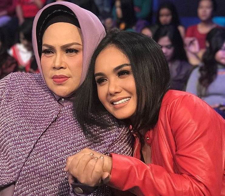 Yuni Shara dengan Hetty Koes Endang (yunishara36/instagram).