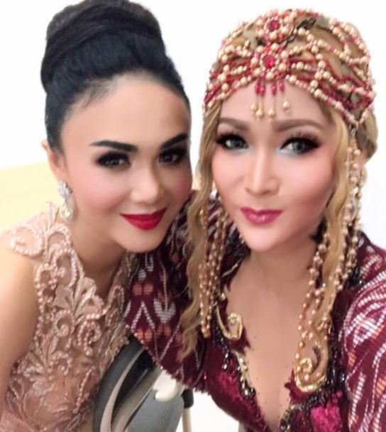 Yuni Shara dengan Inul Daratista (yunishara36/instagram).