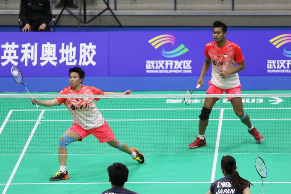 Pasangan ganda campuran Indonesia, Tontowi Ahmad/Liliyana Natsir, saat menghadapi Yuki Kaneko/Koharu Yonemoto (Jepang) di babak pertama Badminton Asia Championships (BAC), Rabu (25/4/2018). [Humas PBSI]