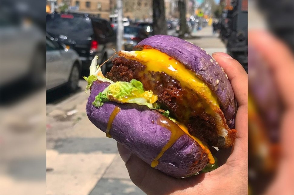 Burger Ungu Diprediksi Jadi Tren. (NYPost)