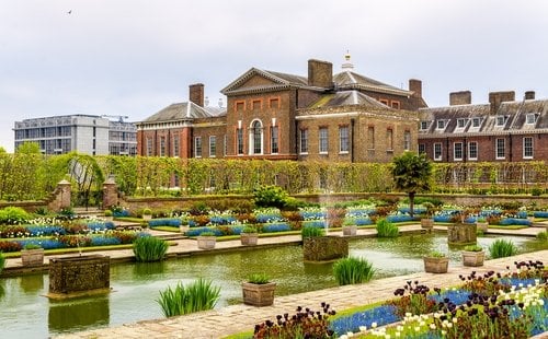 Ilustrasi Istana Kensington. (Shutterstock)