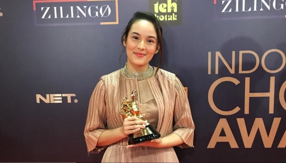 Chelsea Islan raih Aktris Terbaik di Indonesian Choice Awards 2018, Minggu (29/4/2018) [netmediatama/instagram].