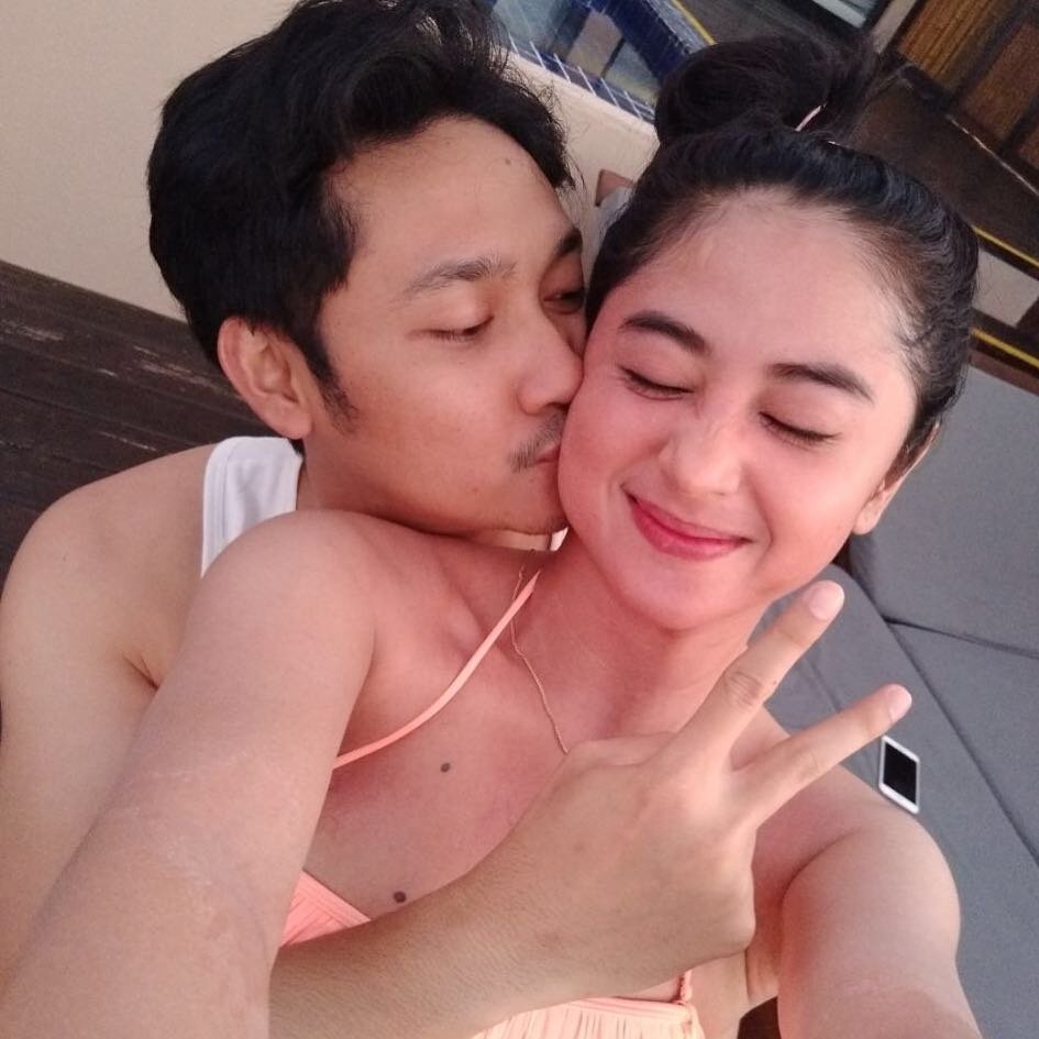 Dewi Perssik dan suami (dewiperssik_real/instagram). 