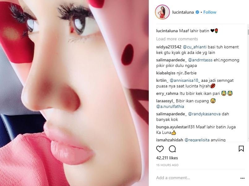 Lucinta Luna tampil berhijab (lucintaluna/instagram)