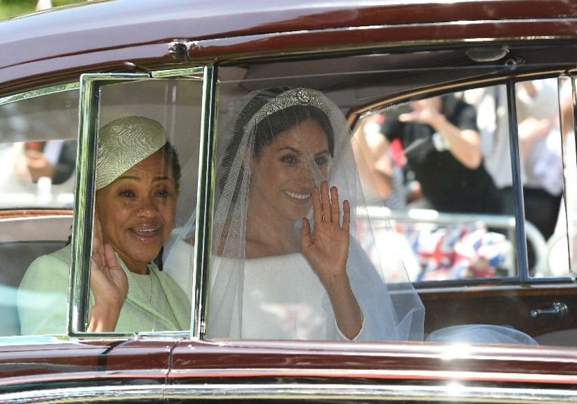 Meghan Markle dan sang ibunda, Doria Ragland. (Foto: Oli Scarff/AFP)