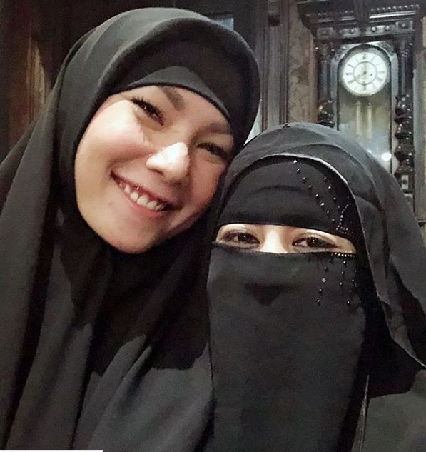 Kalina Oktarani bersama Umi Pipik. (Instagram)