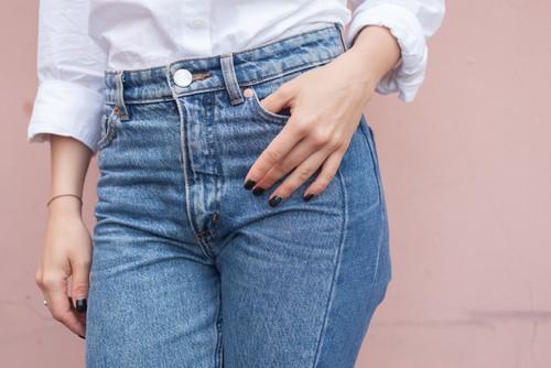 Celana jeans perempuan. (Shutterstock)